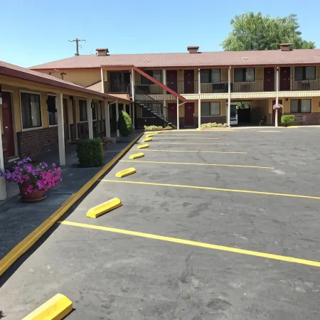 Klamath Motor Lodge