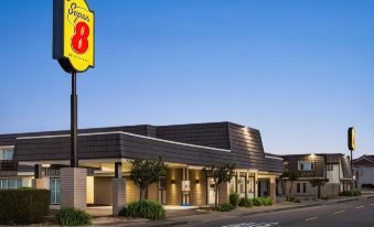 Super 8 by Wyndham Eureka
