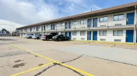 Motel 6 Dyersburg, TN - Parkplatz