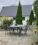 Vivans Bed and Self Catering - parking