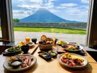 Skye Niseko - servizio colazione