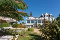 Hotel du Tumulus Hotels in Plouharnel