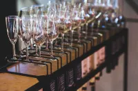 Country Inn & Suites by Radisson, Lincoln North Hotel and Conference Center, NE - bar