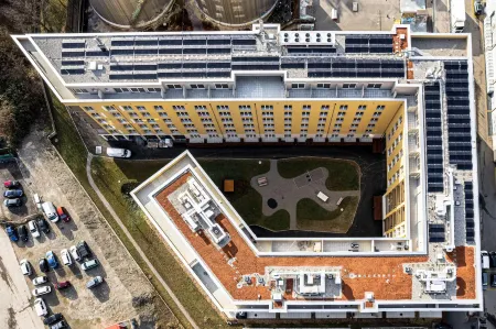 Los Lorentes Residences
