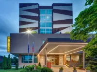 Avanti Hotel Hotels near Technical museum