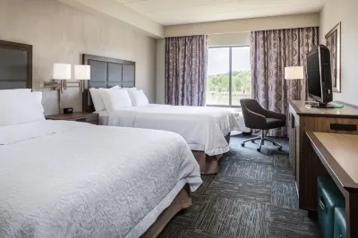Hampton Inn Council Bluffs Hotels near Walgreens