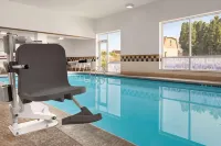 Days Inn by Wyndham Hershey - Pools