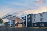 Fairfield Inn & Suites Kansas City Airport Отели в г. Мей