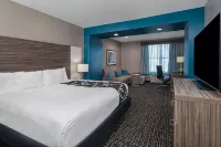 La Quinta Inn & Suites by Wyndham Forsyth