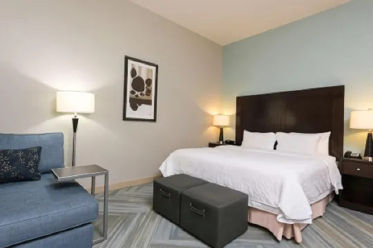 Hampton Inn Detroit/Roseville