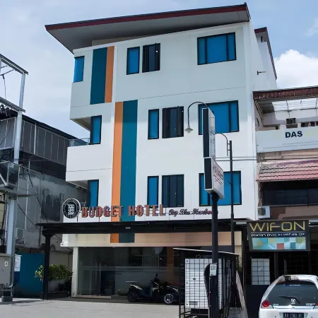Budget Hotel by the Harbour