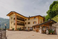 Coronata Haus فنادق في Province of Trento