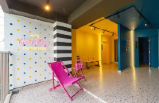 柏克蘭套房飯店