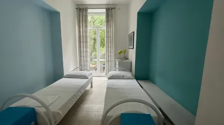 Balarm - Hostel and Bar