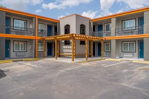 Town Place Studio Hotels in Snyder