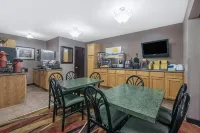 Days Inn by Wyndham Jamestown
