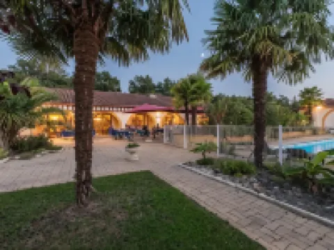 Logis Hôtel Restaurant Solenca Hotels in Gers