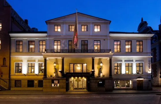 梅菲爾隧道酒店