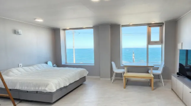 Donghae Ilchul-Ro 405 Pension โรงแรมใกล้หาดมังซัง