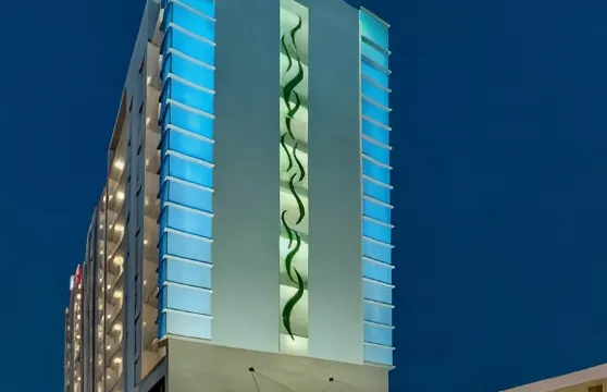 艾哈邁達巴德温德姆華美達酒店