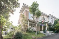 Casa Rivela 3 Br House Hotel dekat Bukit Cisadon