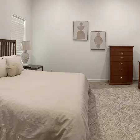 Amazing Spacious House in Ideal Location - Perfect for Large Groups!