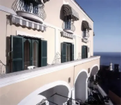 ホテル サヴォイア