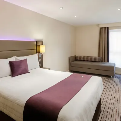 London Holborn Hotel berhampiran Dewan Conway