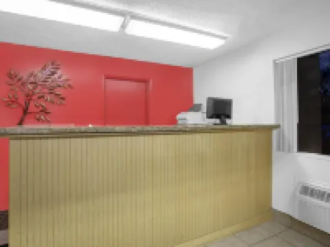 Days Inn by Wyndham Elko Hotels in Elko