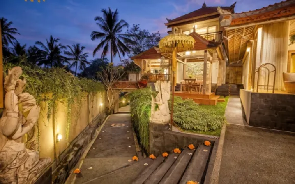Tri Dewi Residence by GenuineHost