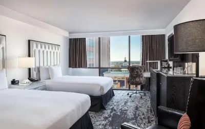DoubleTree by Hilton Tallahassee Các khách sạn gần Capital Field