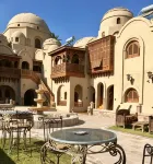 Djorff Palace - parking