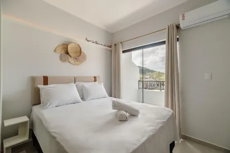 RRC - Condominium Near the Airport Отели в г. Флорианополис