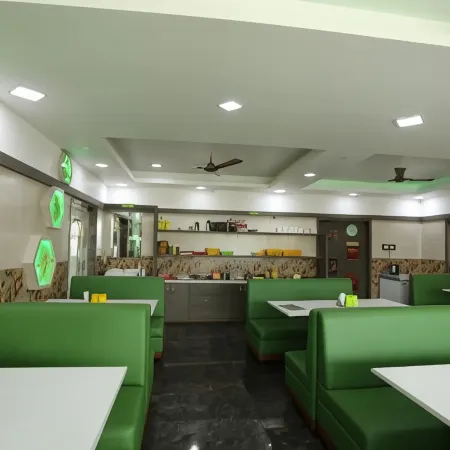 Hotel Green Palace