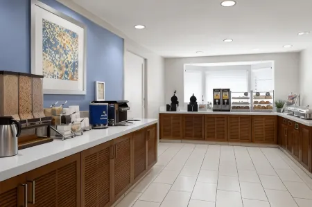 Staybridge Suites Burlington-Boston