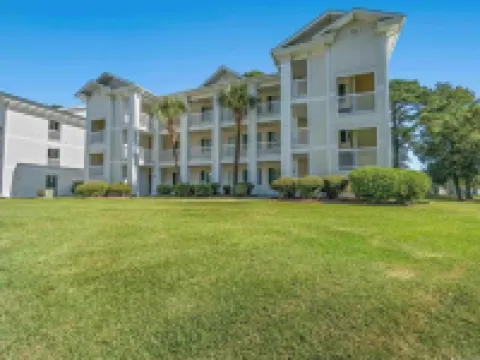 Beautiful 2 bd in Golf Community Hotels in Carolina Forest