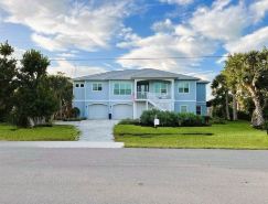 Sanibel Spacious Lakefront Retreat, Steps to Scenic Shores,Shelling and Fishing