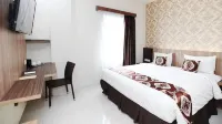 Hotel d'Holiday Makassar Hotels in Melayu Baru