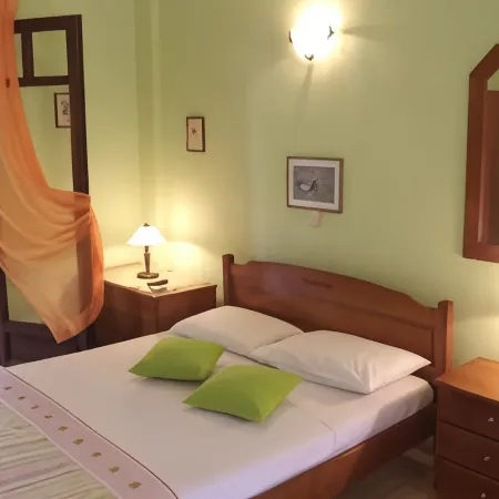 Pefka Studios & Apartments Hotels in Sithonia