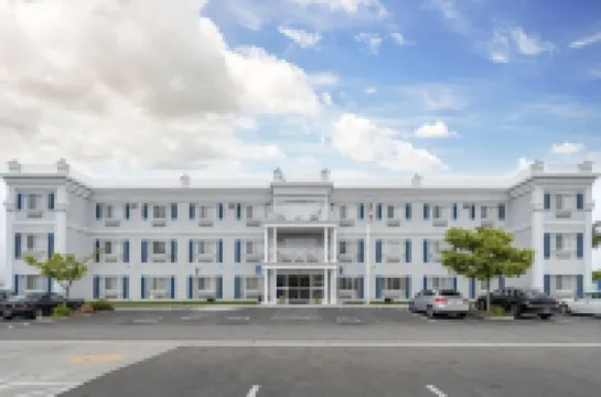 Best Western Salinas Monterey Hotel