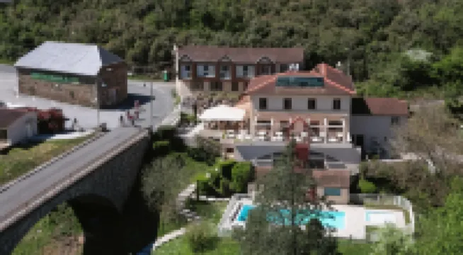 Logis Hotel Restaurant du Pont