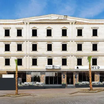 Tura Hotel AlNuzha