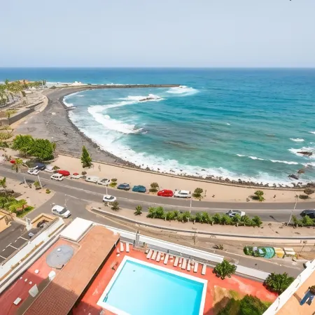 Ocean Vistas 24