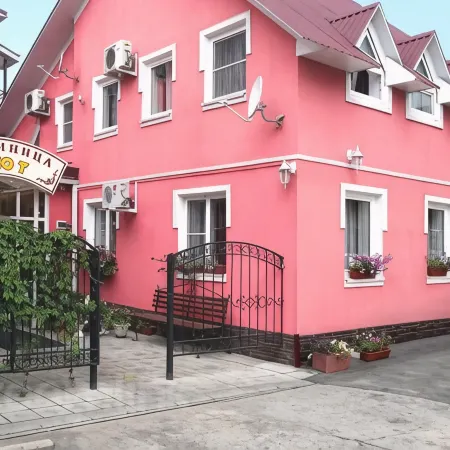 Uyut Mini-Hotel