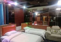 Chaoge Hotel