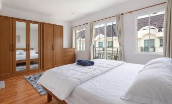 3BR Family Home | 8 Guests | Pool Access | Bangkok