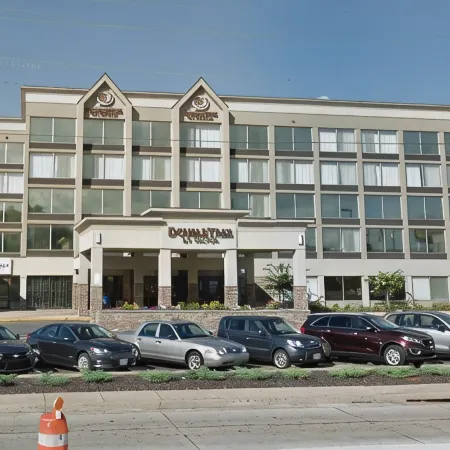 DoubleTree by Hilton Decatur Riverfront