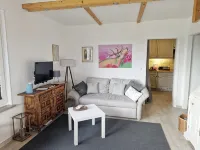 Tannenhöhe vacation apartment right by the forest - Homestays