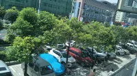 Junzhidu Holiday Hotel - Bãi đậu xe