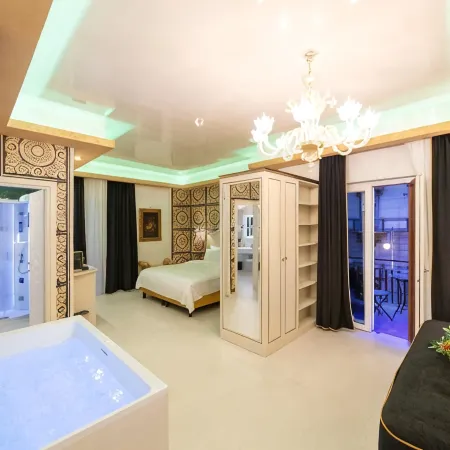 Leucosya Luxury Rooms
